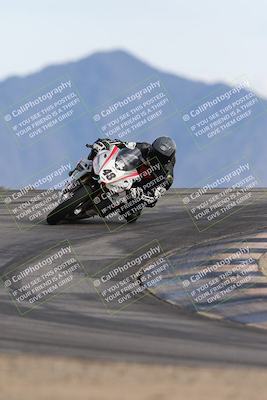 media/Nov-16-2025-Race Pace (Sun) [[8c5fa54630]]/Verified Riders/8-Turn 12 (120pm)/